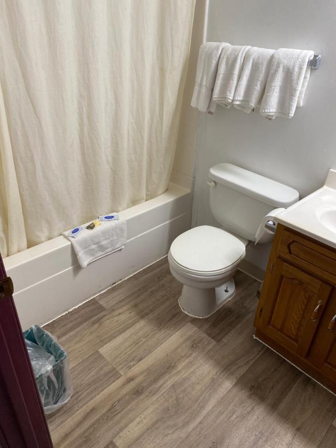 Albany Royal Inn מראה חיצוני תמונה