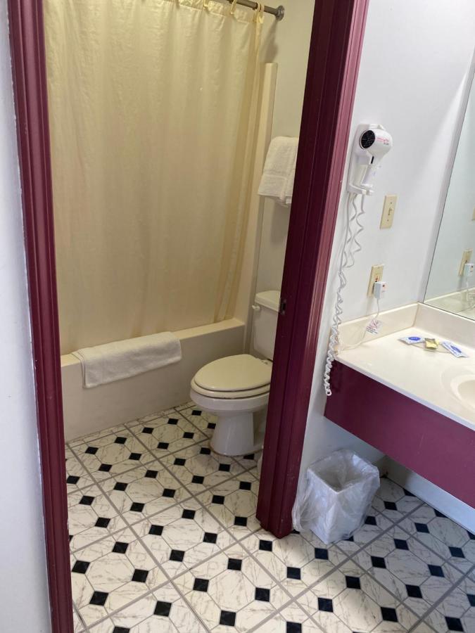 Albany Royal Inn מראה חיצוני תמונה