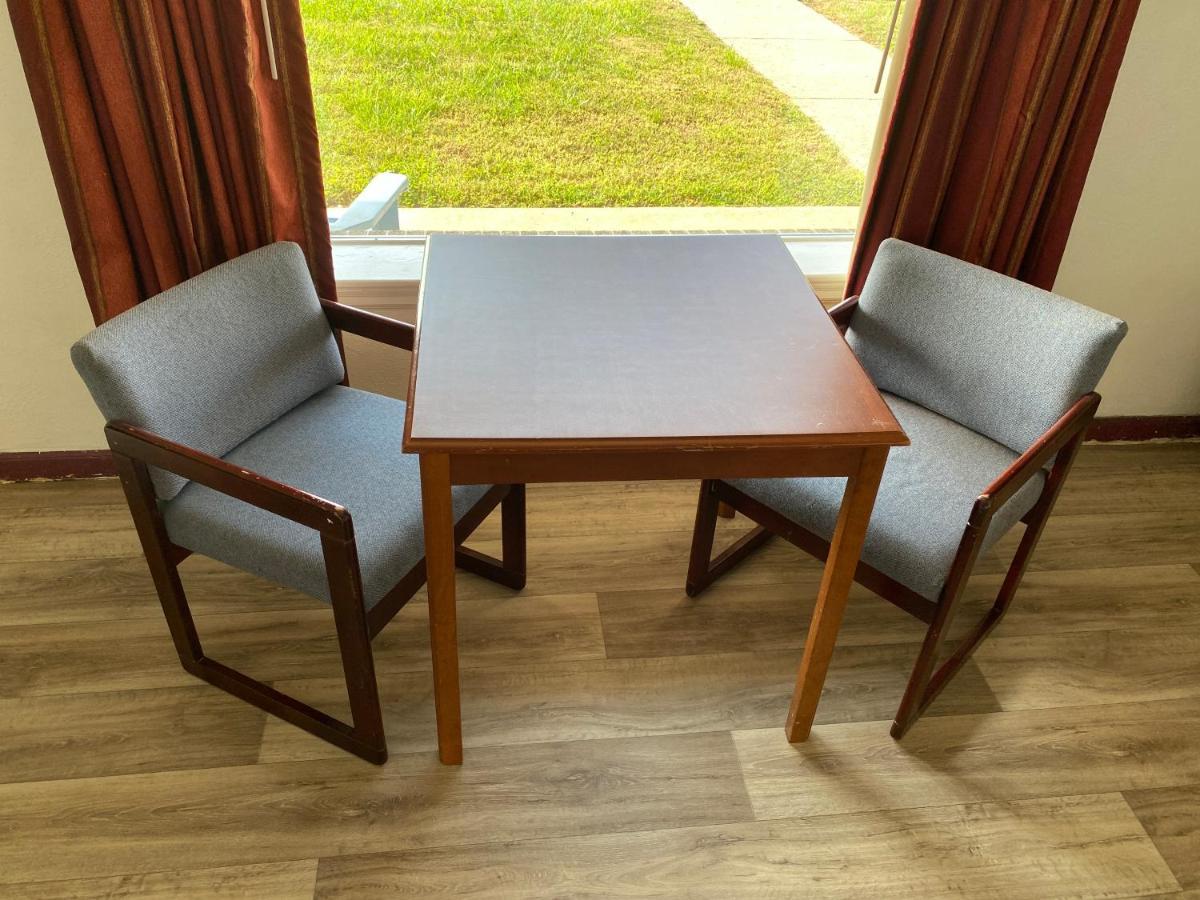 Albany Royal Inn מראה חיצוני תמונה