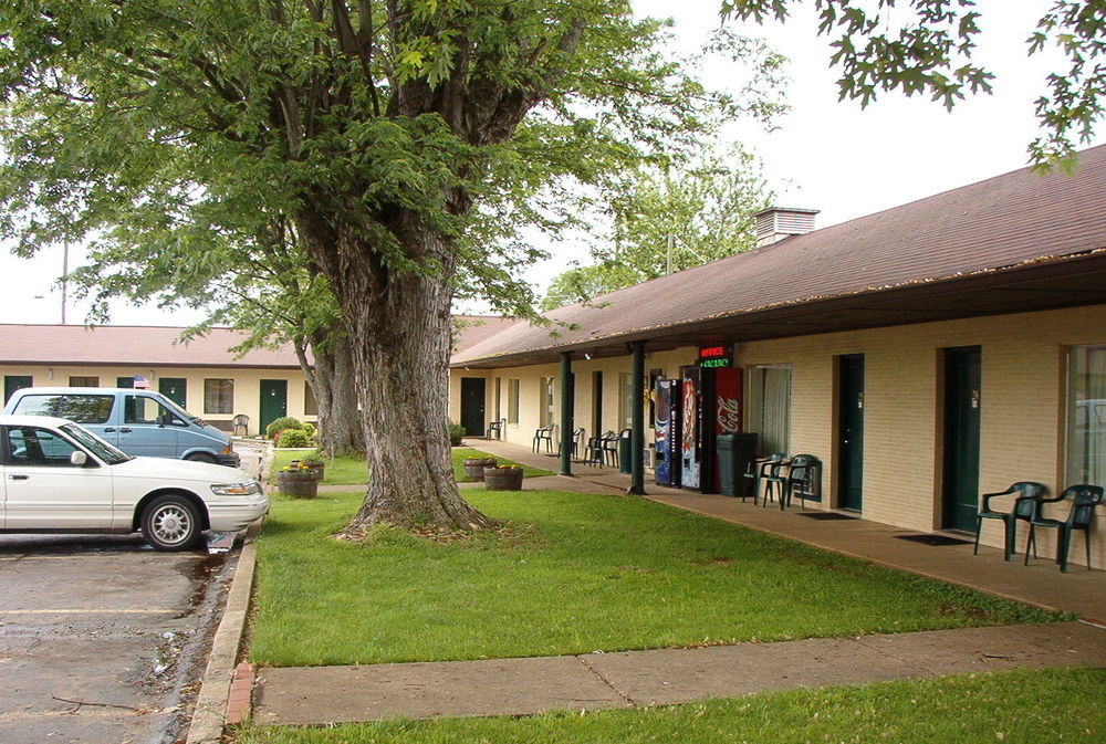 Albany Royal Inn מראה חיצוני תמונה